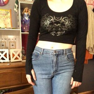 Hot Topic Black Skull Crop Top